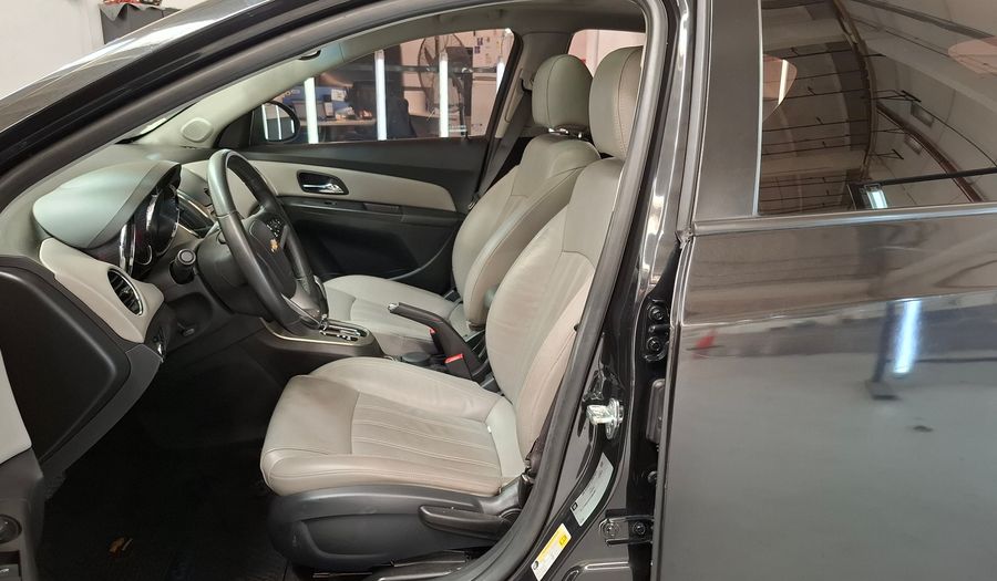 Chevrolet Cruze 1.8 LTZ AT Hatchback 2013