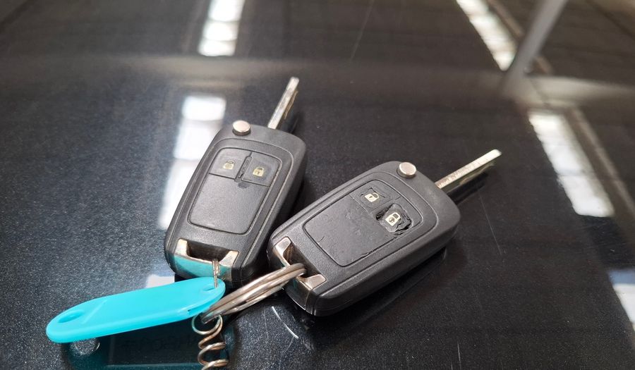 Chevrolet Cruze 1.8 LTZ AT Hatchback 2013