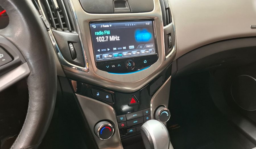 Chevrolet Cruze 1.8 LTZ AT Hatchback 2013