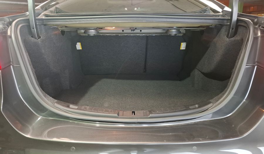 Ford Mondeo 2.0 TITANIUM AUTO Sedan 2017