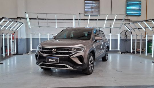 Volkswagen • Taos