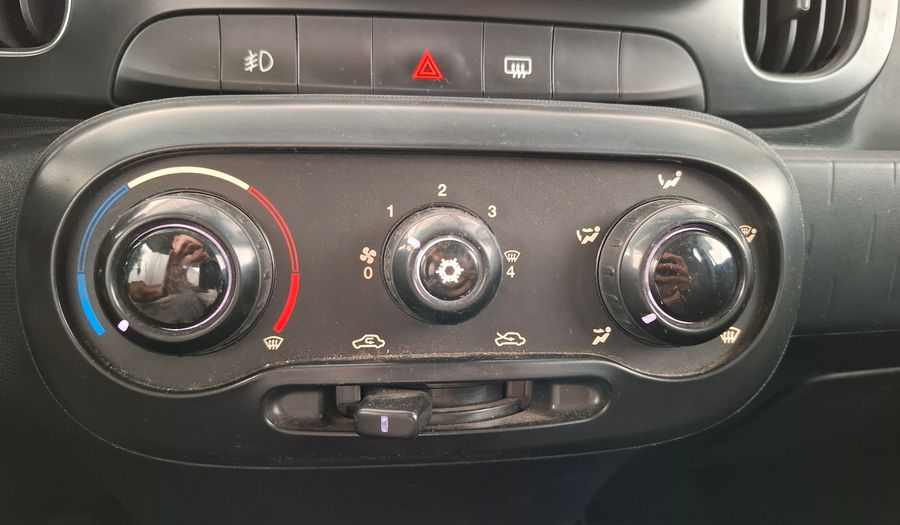 Fiat Mobi 1.0 EASY Hatchback 2017