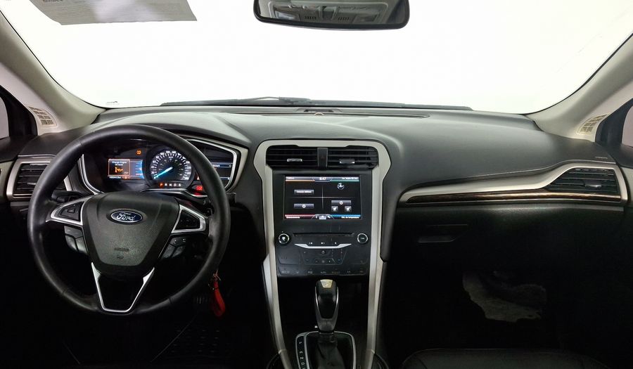 Ford Fusion 2.0 GTDI SE LUXURY PLUS NAV AT Sedan 2015