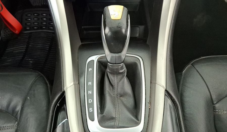 Ford Fusion 2.0 GTDI SE LUXURY PLUS NAV AT Sedan 2015