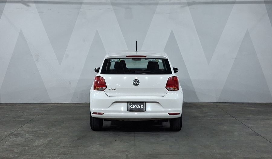 Volkswagen Polo 1.6 MT Hatchback 2017