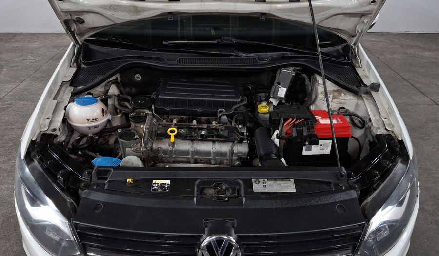 Volkswagen Polo 1.6 MT Hatchback 2017