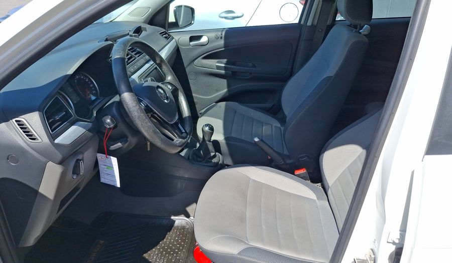 Volkswagen Gol 1.6 HIGHLINE Hatchback 2021