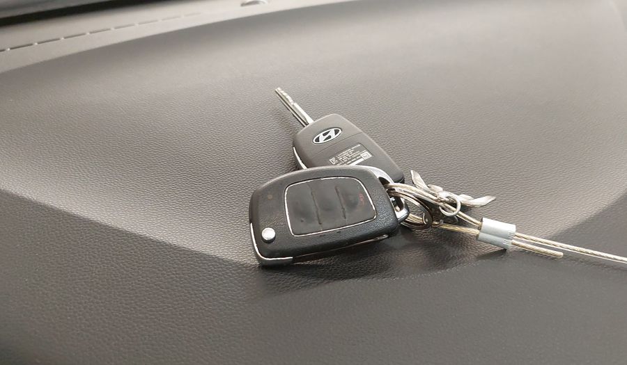 Hyundai Hb20s 1.6 S COMFORT PLUS AUTO Sedan 2014