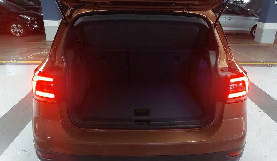 Volkswagen T-cross 1.4 250 TSI HIGHLINE AUTO Suv 2020