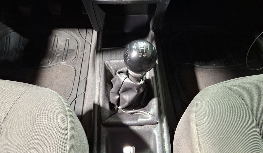 Chevrolet Aveo 1.6 MT M Sedan 2015