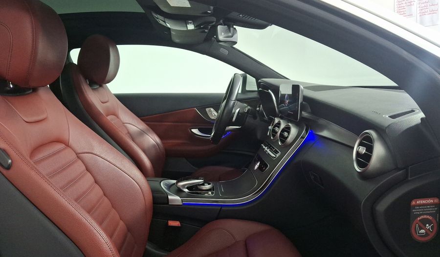 Mercedes Benz Clase C 2.0 300 AUTO Coupe 2019