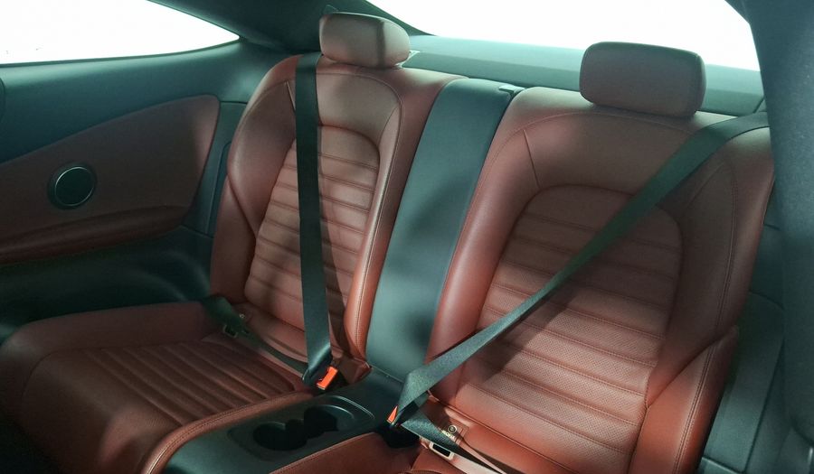 Mercedes Benz Clase C 2.0 300 AUTO Coupe 2019