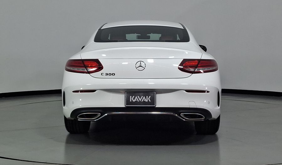 Mercedes Benz Clase C 2.0 300 AUTO Coupe 2019