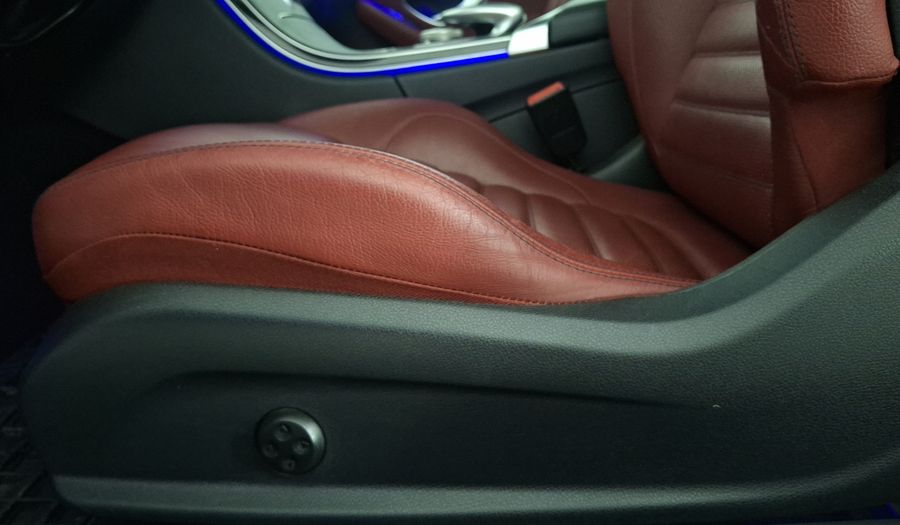 Mercedes Benz Clase C 2.0 300 AUTO Coupe 2019