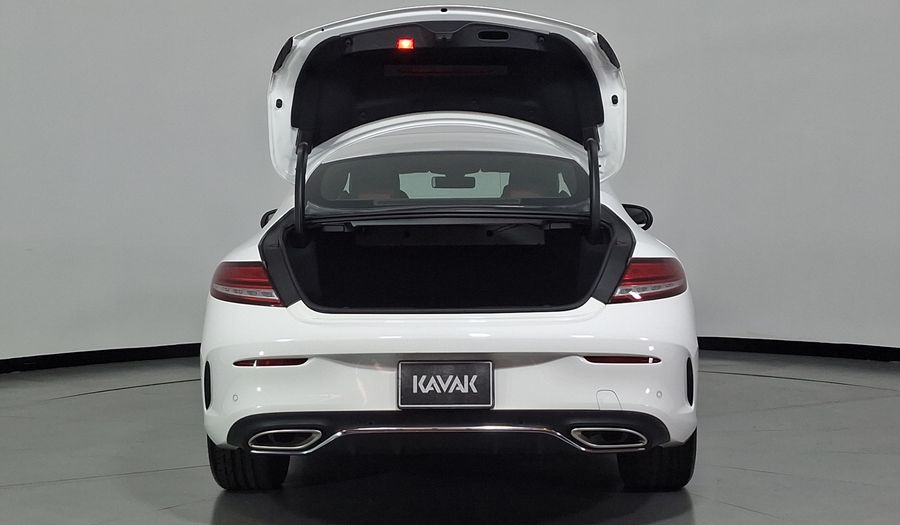 Mercedes Benz Clase C 2.0 300 AUTO Coupe 2019