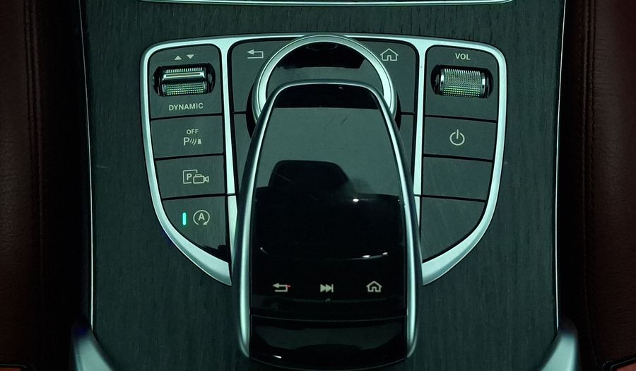 Mercedes Benz Clase C 2.0 300 AUTO Coupe 2019