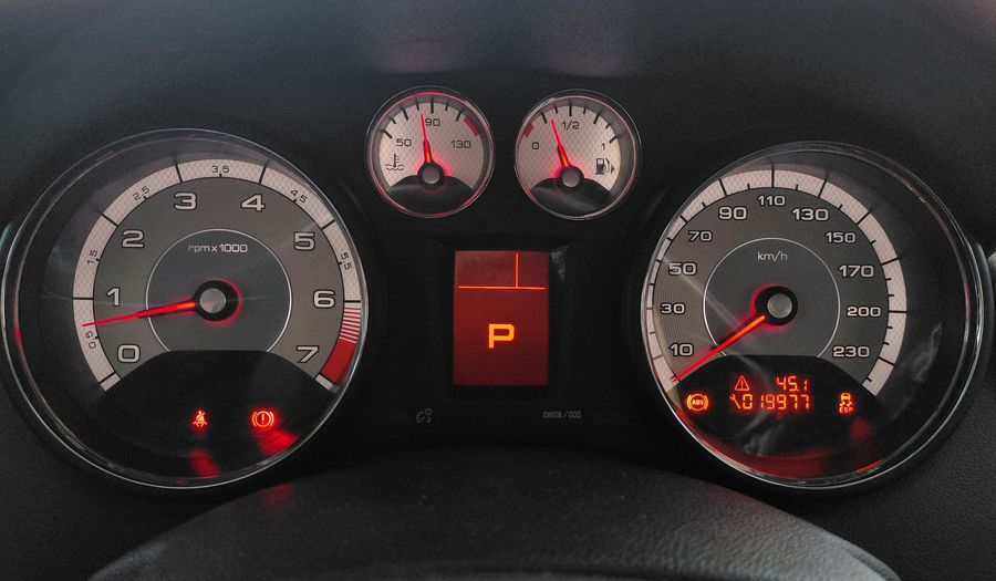 Peugeot 308 1.6 THP FELINE TIPTRONIC Hatchback 2018