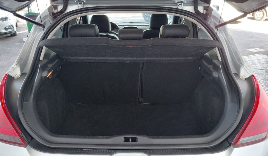 Peugeot 308 1.6 THP FELINE TIPTRONIC Hatchback 2018