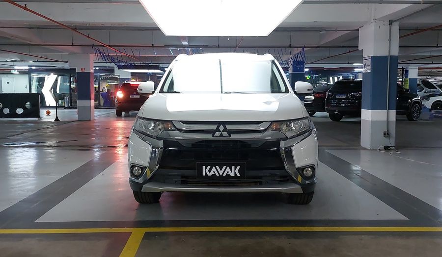 Mitsubishi Outlander 2.2 DI-D TOP AUTO 4WD Suv 2018