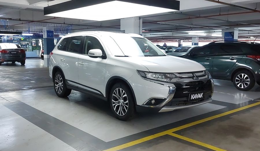 Mitsubishi Outlander 2.2 DI-D TOP AUTO 4WD Suv 2018