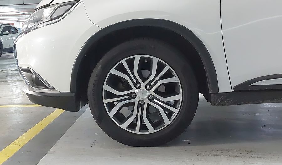 Mitsubishi Outlander 2.2 DI-D TOP AUTO 4WD Suv 2018