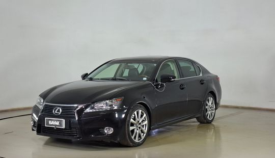 Lexus • Gs