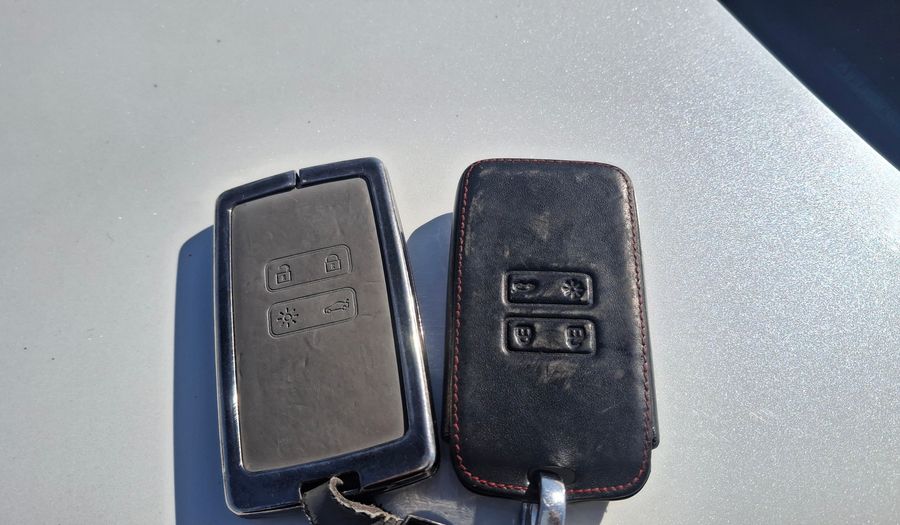 Renault Clio 1.0T INTENS Hatchback 2022