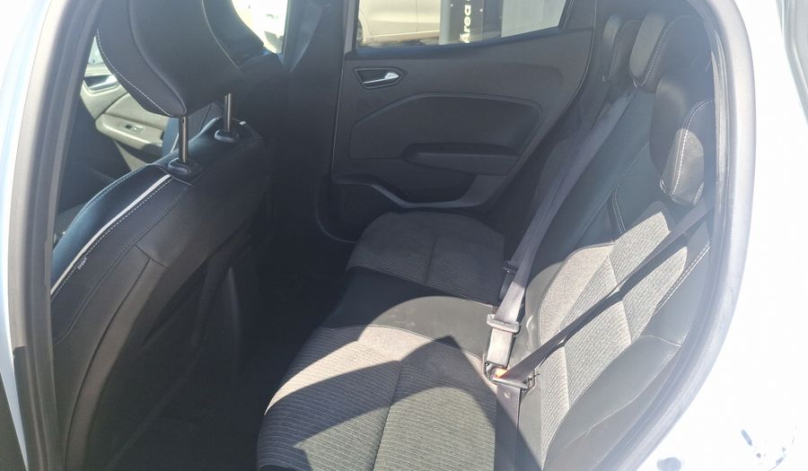 Renault Clio 1.0T INTENS Hatchback 2022