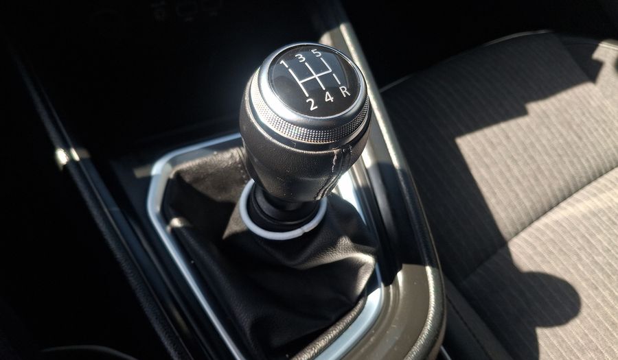 Renault Clio 1.0T INTENS Hatchback 2022