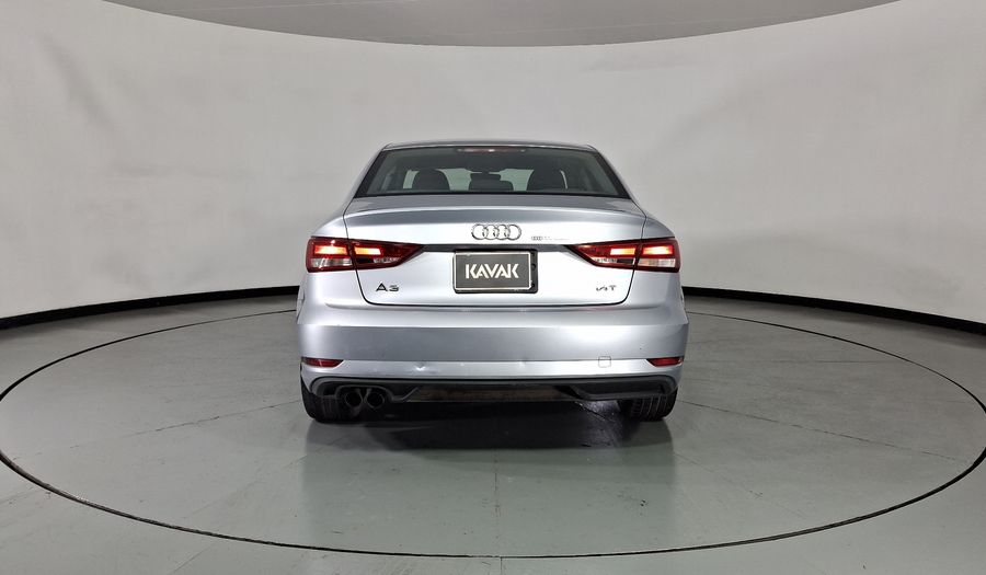 Audi A3 1.4 TFSI DYNAMIC Sedan 2017