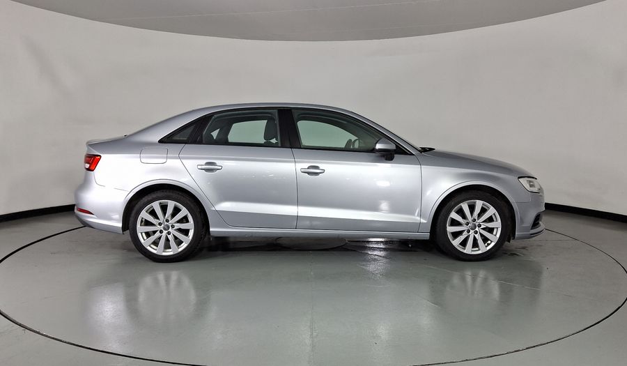 Audi A3 1.4 TFSI DYNAMIC Sedan 2017