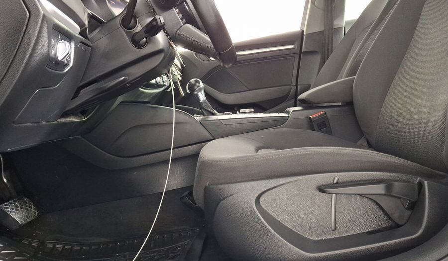 Audi A3 1.4 TFSI DYNAMIC Sedan 2017