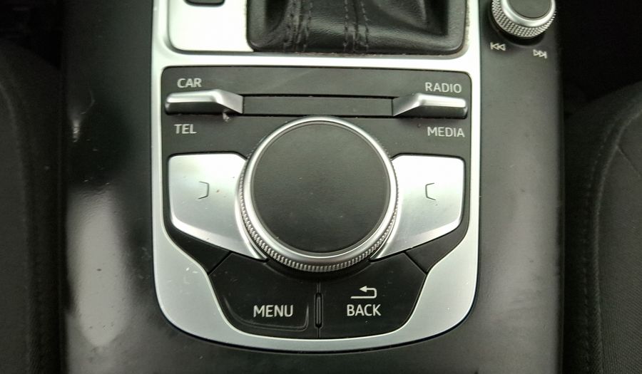 Audi A3 1.4 TFSI DYNAMIC Sedan 2017