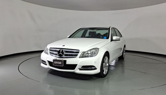 Mercedes Benz • Clase C