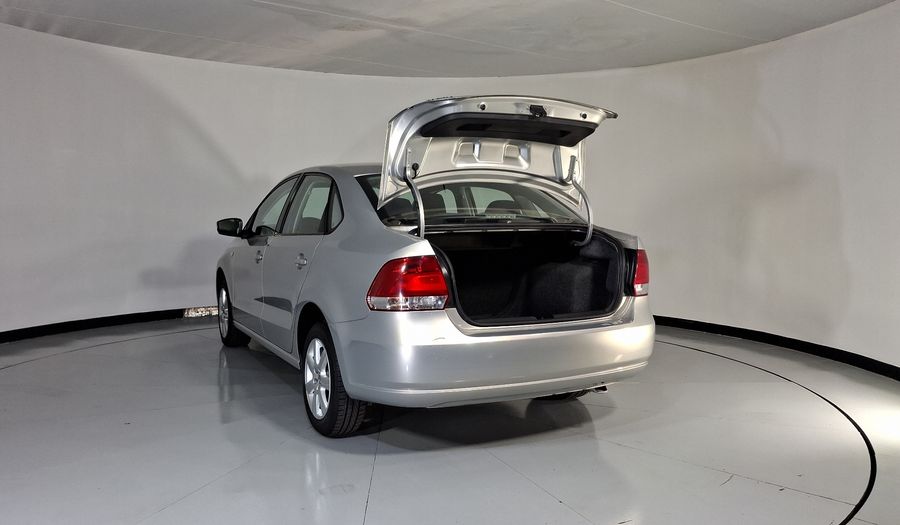 Volkswagen Vento 1.6 HIGHLINE TIPTRONIC Sedan 2015