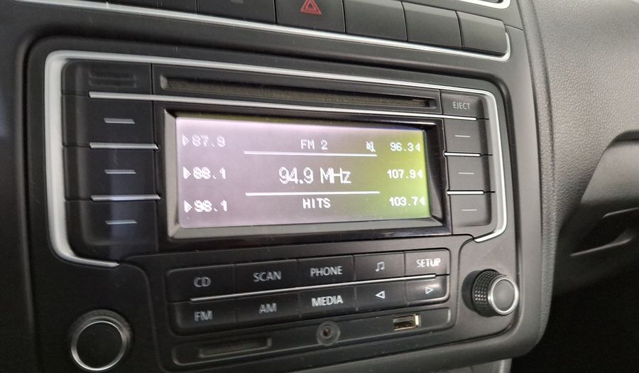 Volkswagen Vento 1.6 HIGHLINE TIPTRONIC Sedan 2015