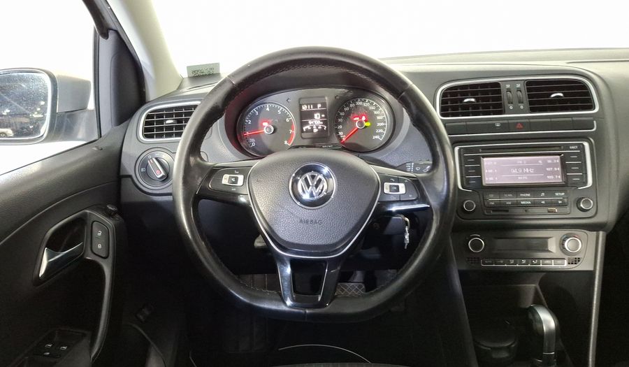 Volkswagen Vento 1.6 HIGHLINE TIPTRONIC Sedan 2015