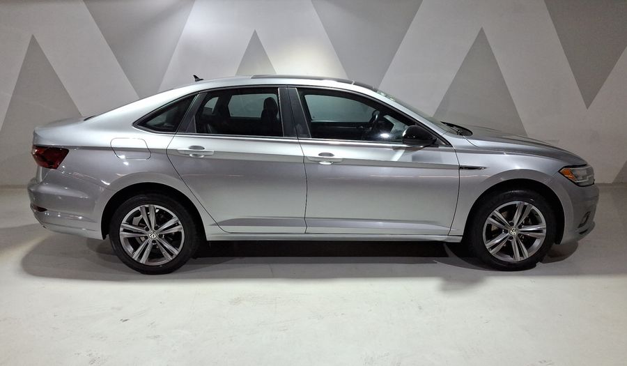 Volkswagen Jetta 1.4 R-LINE AUTO Sedan 2021