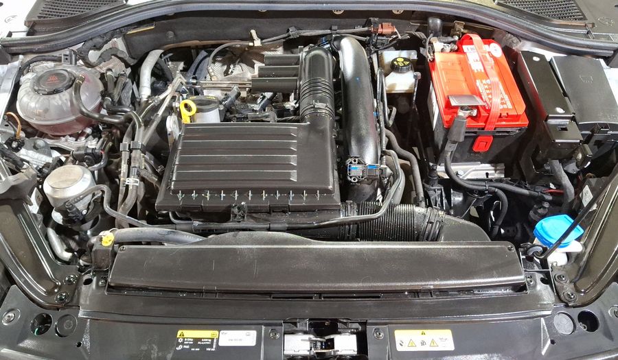 Volkswagen Jetta 1.4 R-LINE AUTO Sedan 2021