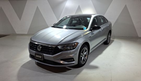 Volkswagen • Jetta