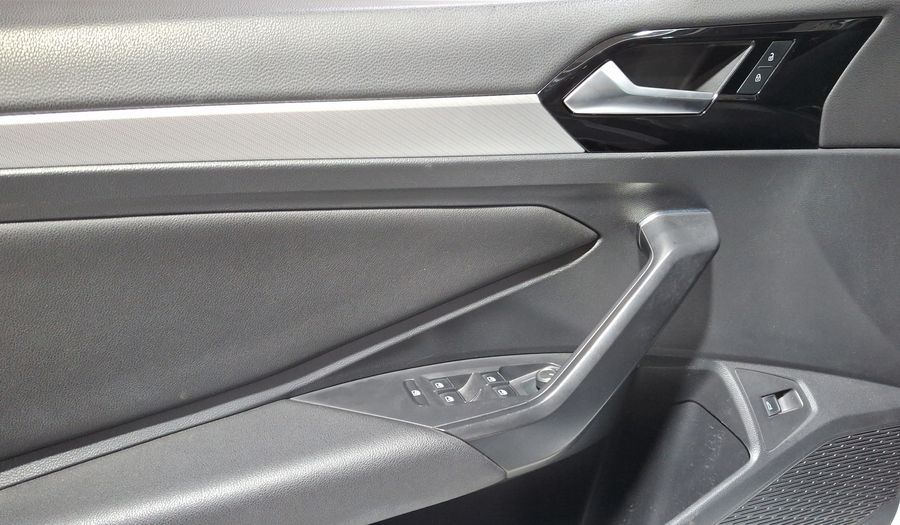 Volkswagen Jetta 1.4 R-LINE AUTO Sedan 2021