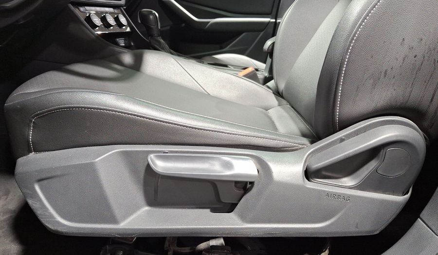 Volkswagen Jetta 1.4 R-LINE AUTO Sedan 2021