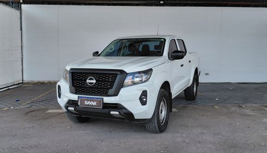 Nissan • Frontier
