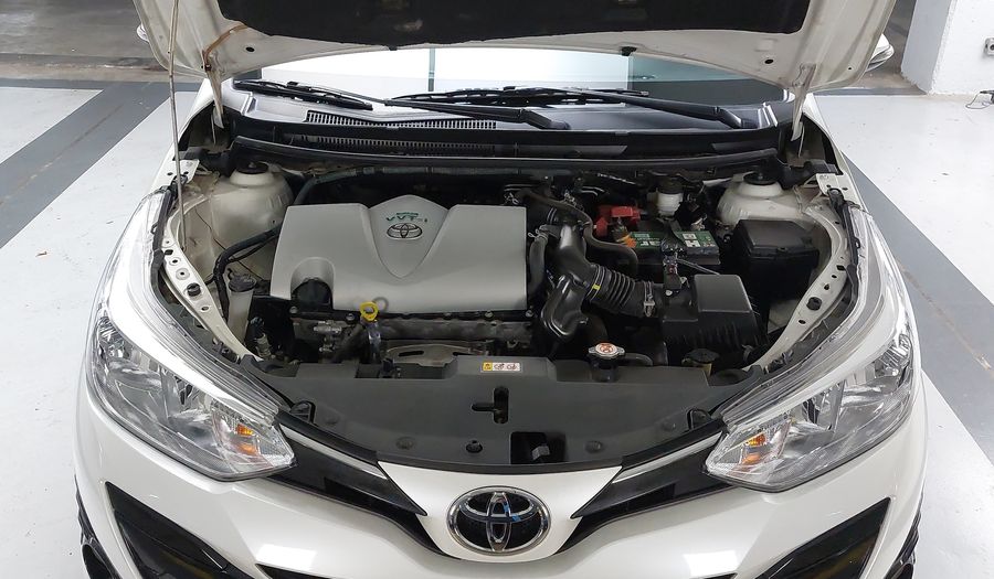 Toyota Yaris 1.5 XS CVT Hatchback 2019