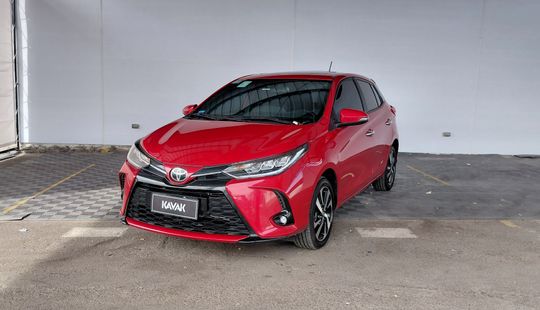 Toyota • Yaris