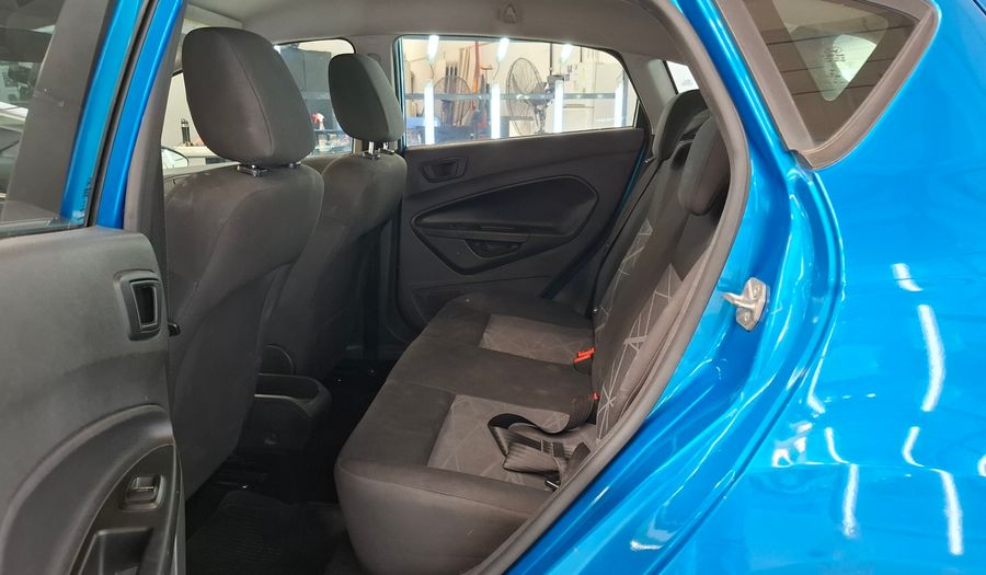 Ford Fiesta Kinetic Design 1.6 S PLUS Hatchback 2014