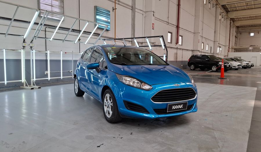 Ford Fiesta Kinetic Design 1.6 S PLUS Hatchback 2014