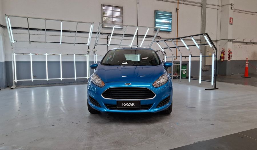 Ford Fiesta Kinetic Design 1.6 S PLUS Hatchback 2014
