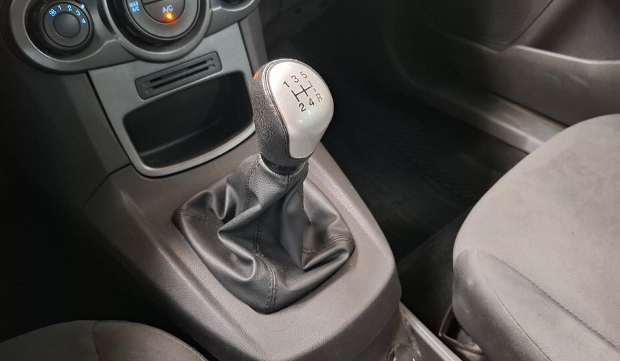 Ford Fiesta Kinetic Design 1.6 S PLUS Hatchback 2014