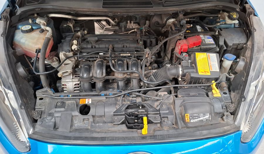 Ford Fiesta Kinetic Design 1.6 S PLUS Hatchback 2014